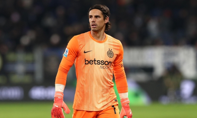 Sommer va o resta? C'è una nuova strategia dell'Inter per farlo rimanere. E Martinez...