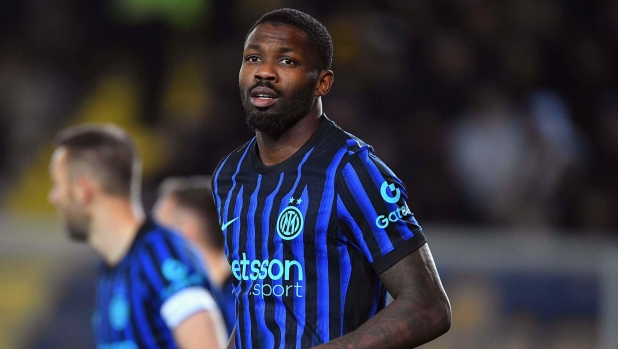 Il dilemma Bastoni, il sogno Koné, l'incertezza Thuram e... Come sarà l'Inter che verrà