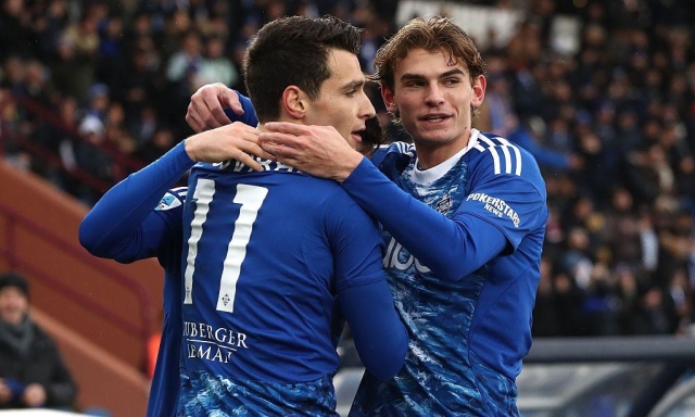 Nico Paz e Douvikas, coppia da record: solo il Como ha due giocatori in doppia cifra