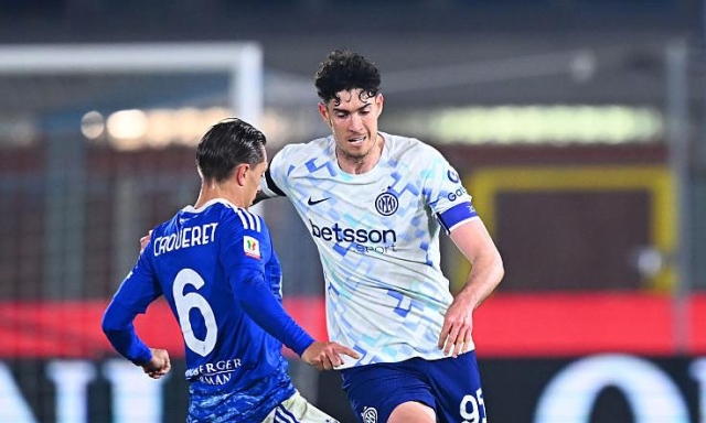 Bastoni paga ancora Inter-Juve: dopo Lecce, anche il Sinigaglia lo fischia a ogni pallone