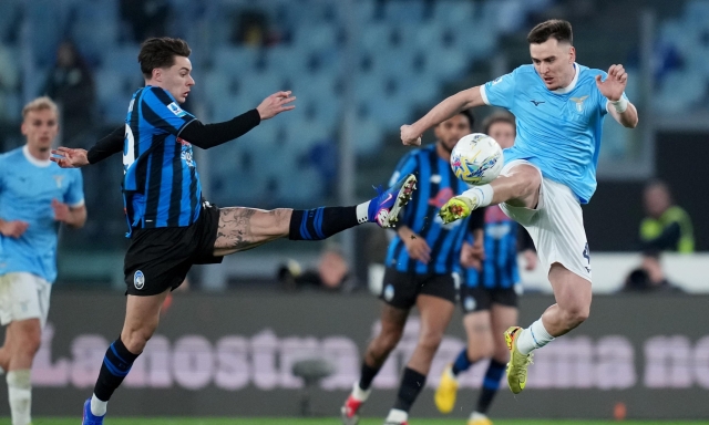 Lazio, con il Milan Sarri sceglie la linea prudente: Patric farà il play
