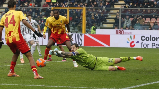 LIVE Lecce-Cremonese 0-0: inizio nervoso, già tre falli nei primi due minuti