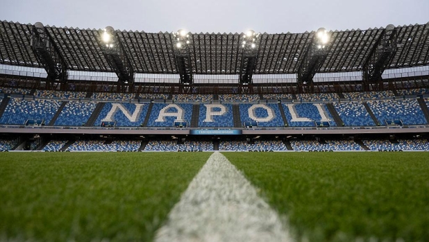 Il Napoli abbraccia Patrizia, la mamma del piccolo Domenico: sabato sarà al Maradona