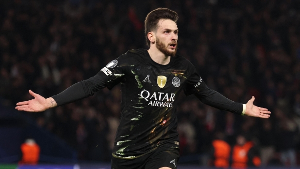 Il Psg vola con Kvaratskhelia: "Il mio primo gol al Chelsea mi ha ricordato quello in Napoli-Monza"