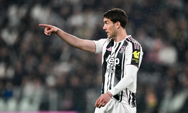 Un boato, entra Vlahovic: undici minuti per confermare che tra lui e la Juve è ancora amore