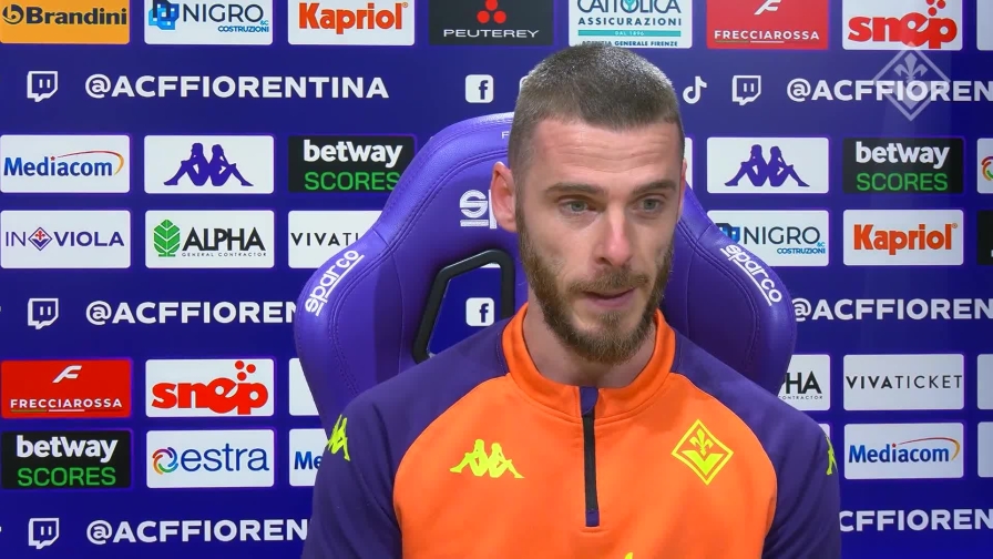 De Gea: "I giovani di oggi non hanno più rispetto. Stanno solo al cellulare"