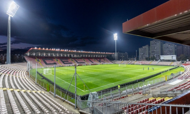 Zenica ci crede: stadio a capienza ridotta, in affitto i balconi dei palazzi per tifare Bosnia