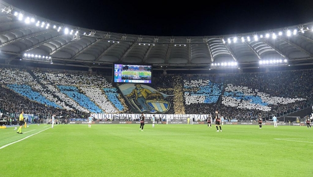 Lazio, la protesta dei tifosi continua: poco più di mille biglietti venduti