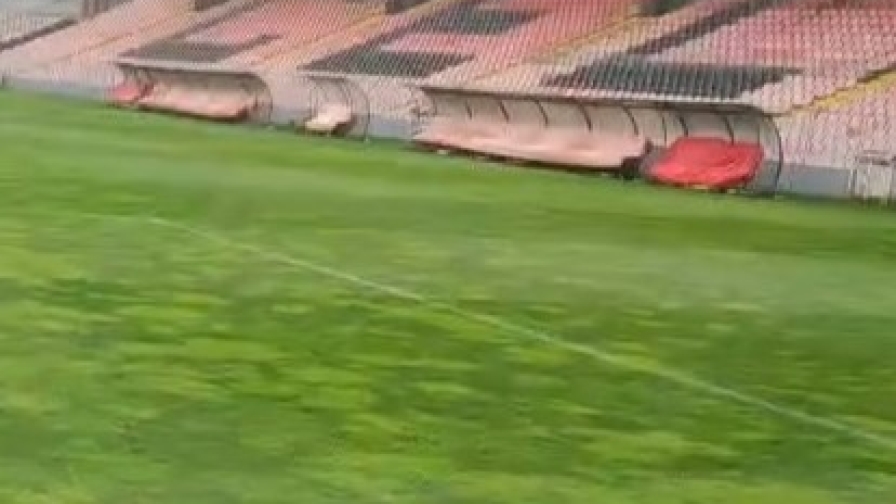 Bosnia-Italia, il campo è a macchia di leopardo: erba non uniforme