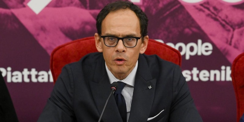 Serie B, la Lega si riunisce il prossimo 6 maggio per i candidati alla presidenza della Figc