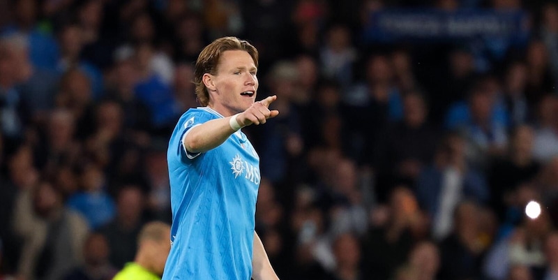 Uragano McTominay, i numeri raccontano il suo impatto devastante sul Napoli. E gli manca un gol per&hellip;&nbsp;