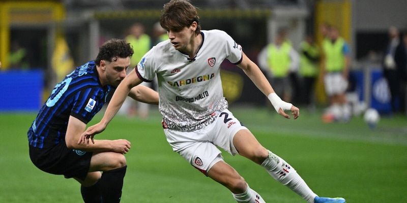 Inter, Dumfries sblocca Palestra: pronto l'assalto se parte l'olandese, ma occhio alla Premier...