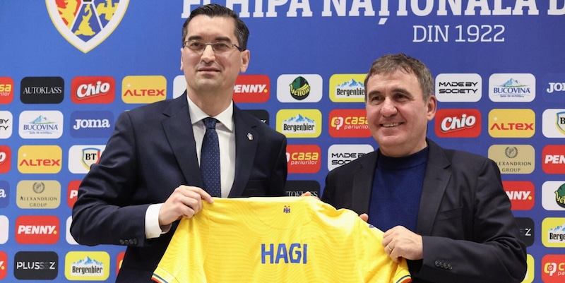 Hagi torna ct nel nome di Mircea: "&Egrave; un onore"