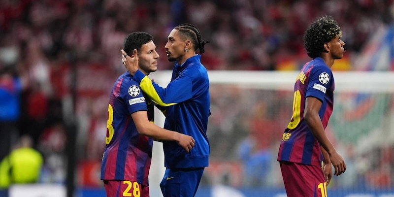 Raphinha &egrave; una furia contro gli arbitri: "Rubata la qualificazione al Barcellona. Qualcuno ha paura..."