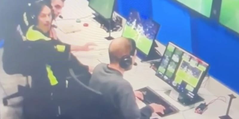 Un codice segreto in Sala Var per pilotare gli arbitraggi: il clamoroso retroscena, &ldquo;come il Gioca Jouer&rdquo;