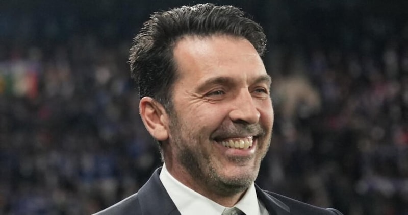 Buffon dopo il fallimento dell'Italia: "&Egrave; come un nonno da proteggere. E senza Totti o Baggio..."