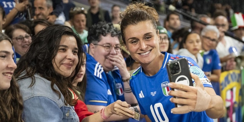 C'&egrave; un'Italia che pu&ograve; andare al Mondiale ed &egrave; quella femminile. Girelli: "Sentiamo la pressione"