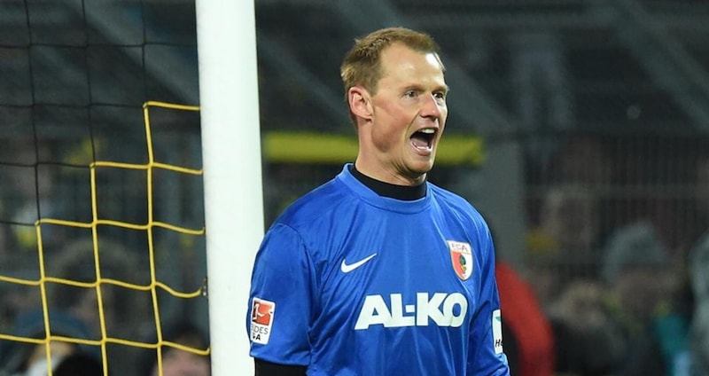 Tragedia Manninger: l'ex portiere della Juve &egrave; morto a 48 anni in un incidente stradale