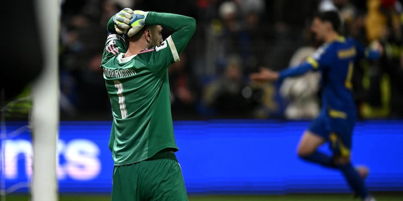 Donnarumma, il pianto e le scuse dopo l'eliminazione dell'Italia dal Mondiale: "La vita sa premiare chi d&agrave; tutto"