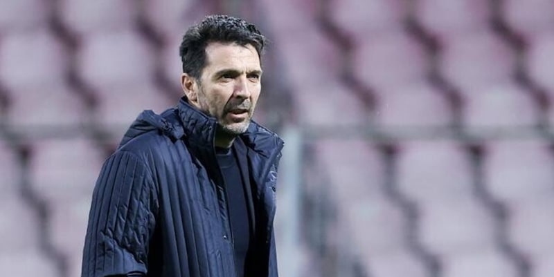Buffon annuncia le dimissioni: "Un atto di responsabilit&agrave;. Mi era stato chiesto di temporeggiare"