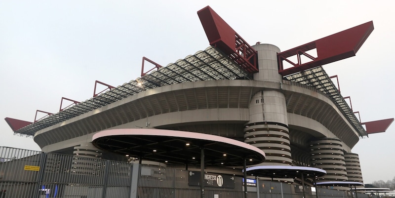 San Siro, la "negoziazione creativa": lo scambio tra il consulente Inter e i vertici Oaktree