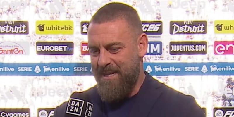 Lo Stadium lo applaude, De Rossi non se l'aspetta: la reazione in diretta tv