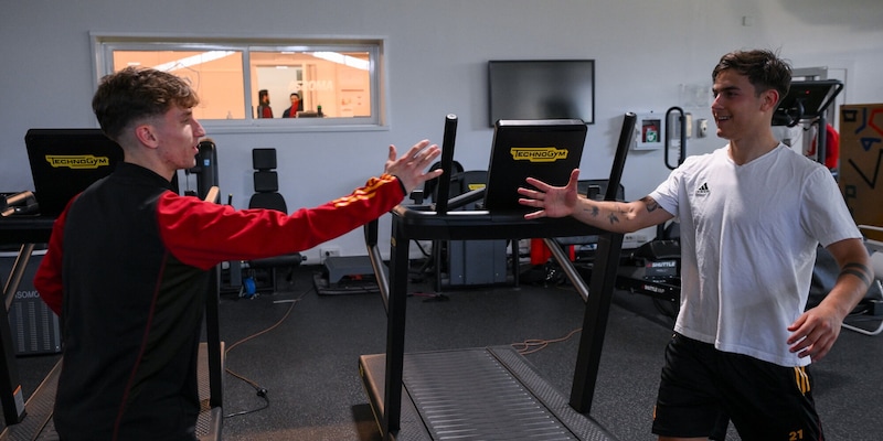 Baldanzi al Genoa non dimentica Dybala: "Era ed &egrave; il mio idolo. Ho parlato con De Rossi..."