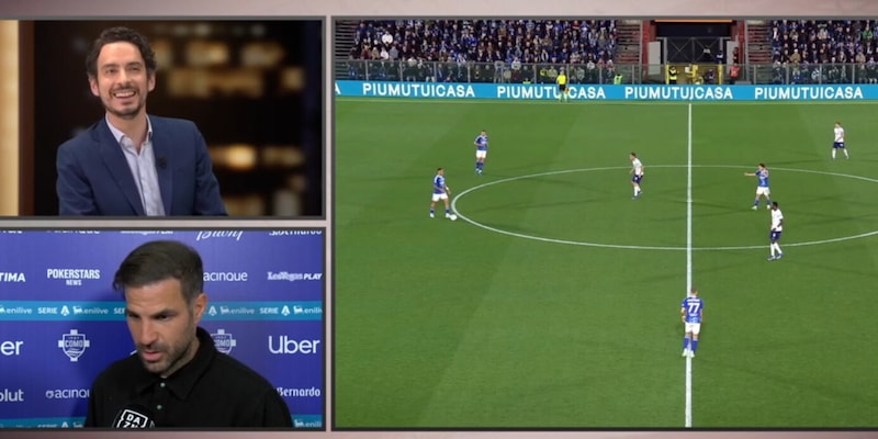 Il giornalista fa una domanda tattica in tv, la risposta di Fabregas: "No, non te la racconto"