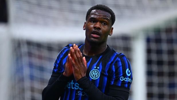 LIVE Alle 21 Inter-Como, le ultime: Chivu con Bonny e Thuram. Douvikas e Paz dal 1' per Fabregas