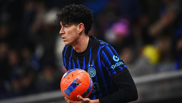 "Bastoni? Non so se resta": crollano le quote di addio in estate. E il Barça...