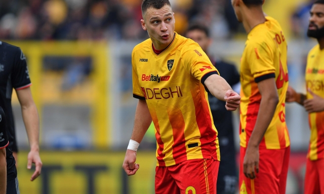 Verona-Lecce, le formazioni ufficiali: Sammarco rilancia Suslov. Di Francesco sceglie Stulic