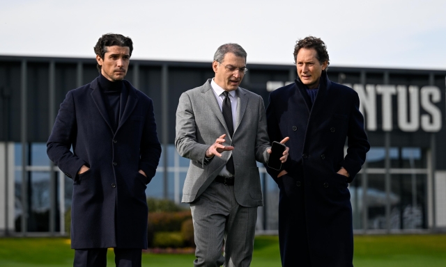 Comolli rinvia tutto: "Vlahovic rinnova? Se ne parla a fine stagione". E sul mercato...