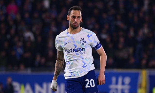 Calhanoglu: "Vogliamo vincere due trofei. E chiudere al più presto la pratica-campionato"