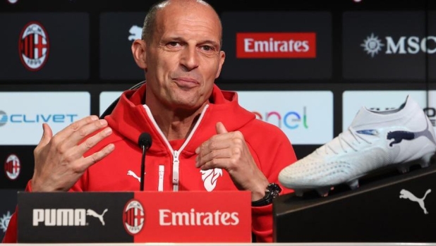 Allegri: "I fischi a Leao forse sono serviti. Il futuro? Cambiare non è nel mio Dna"
