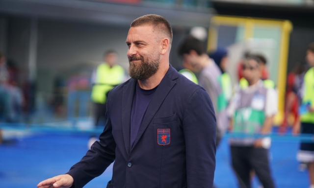 De Rossi, le sue lacrime per la promozione dell'Ostiamare un vaccino contro il virus che infetta il calcio