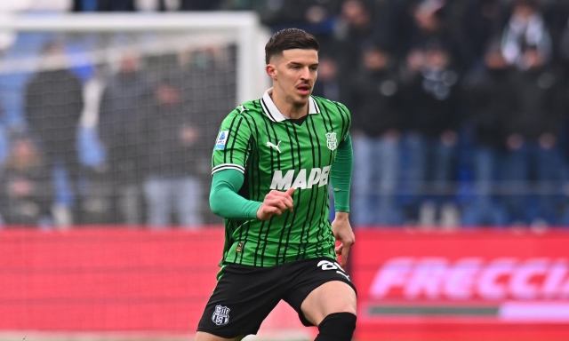 Inter, accordo raggiunto con Muharemovic: ora si tratta col Sassuolo. Ma quella clausola con la Juve...