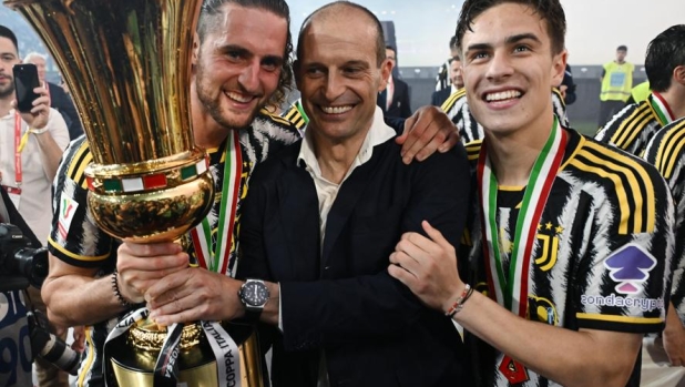 Il tunnel a Theo, la lite per il Covid e... Allegri: viaggio nella vita juventina di Rabiot