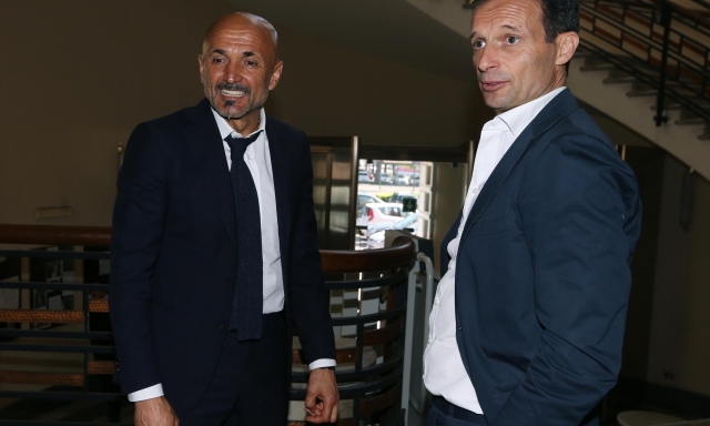 Gli stipendi di Milan e Juve: Vlahovic "pesa" oltre 22 milioni, Nkunku panchinaro da 9,2. Tutte le cifre