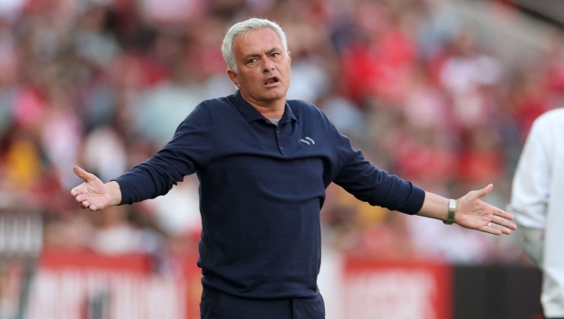 Mou: "La mia Roma è finita. Italia, prendi Allegri, conta il risultato. Allenavo Chivu e non pensavo..."
