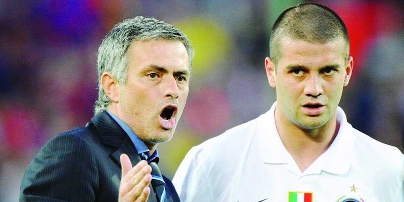 Chivu vince lo scudetto: quella chiamata di Mourinho dopo il trionfo... &nbsp;