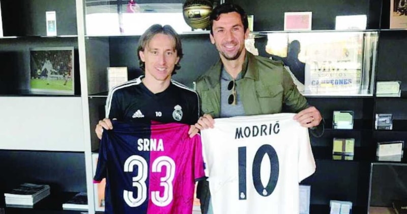 Dario Srna tra la semifinale di Conference, i viaggi di 17 ore e l&rsquo;amicizia con Modric: &ldquo;Se il migliore &egrave; Luka&hellip;&rdquo;