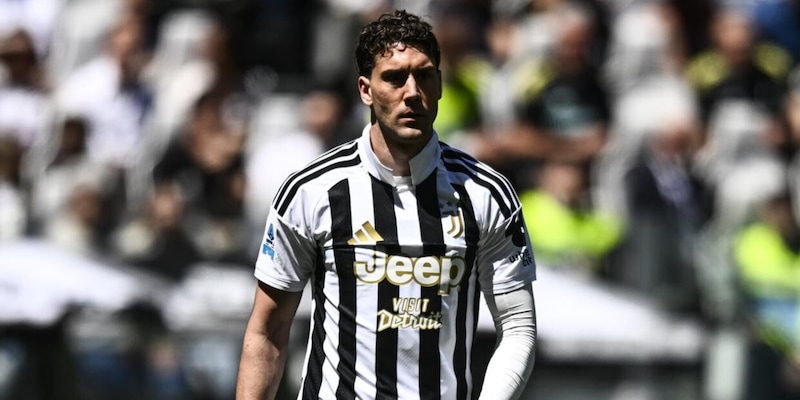 Vlahovic, pu&ograve; essere l&rsquo;ultima con la Juve: c&rsquo;&egrave; aria di addio dopo quattro anni e mezzo