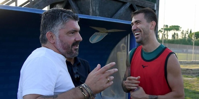 Romagnoli aspetta l&rsquo;Al-Sadd, la Lazio va a caccia del colpo per Gattuso: due nomi in corsa