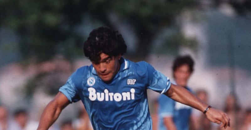 Napoli-Pisa nel ricordo di Maradona: 35 anni fa l&rsquo;unica partita con la 9 in Italia
