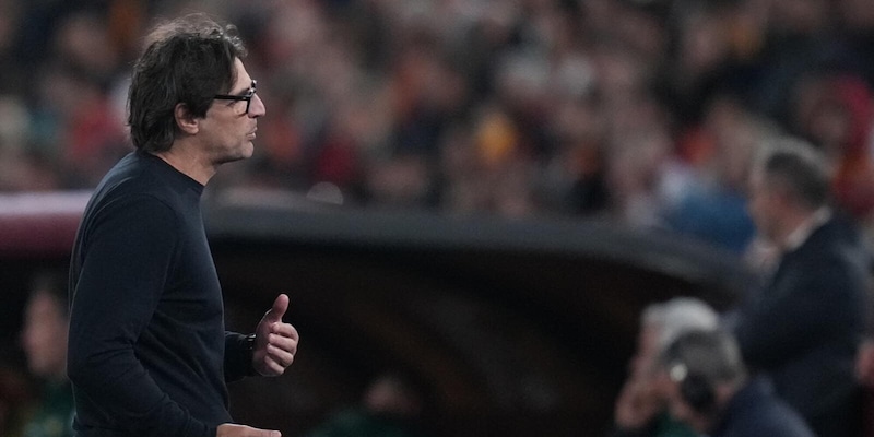 Vanoli &egrave; tornato in bilico: le strategie della Fiorentina per il futuro