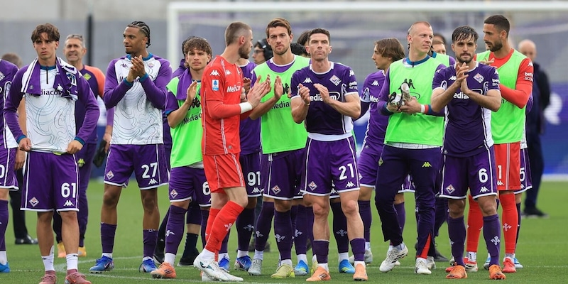 Fiorentina, cori e fischi al 90&rsquo;: i tifosi chiedono di pi&ugrave;