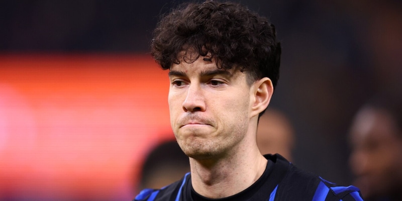 "Bastoni e Inter in allarme", la notizia dalla Spagna: il Barcellona ha gi&agrave; il piano B