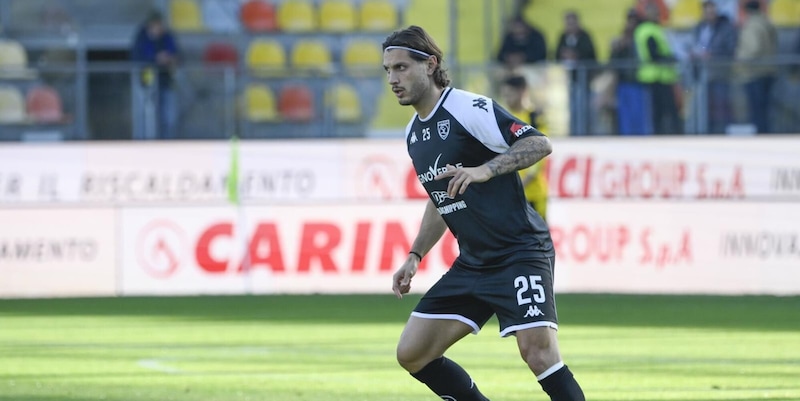 Serie B, le decisioni del giudice sportivo: 13 calciatori squalificati dopo la 37&ordf; giornata