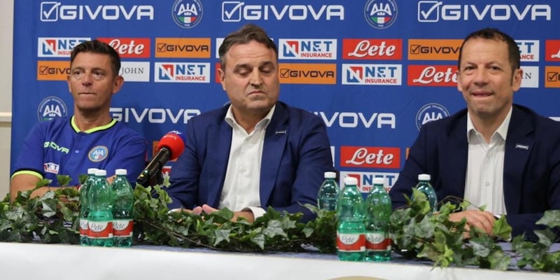 Figc: "Ok a commissariamento dell'Aia, ma condizionato dal parere del Collegio di Garanzia"
&nbsp;