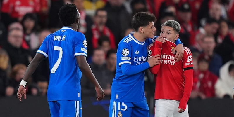 Prestianni, l'insulto a Vinicius pu&ograve; costargli il Mondiale: anche la Fifa lo squalifica per 6 turni